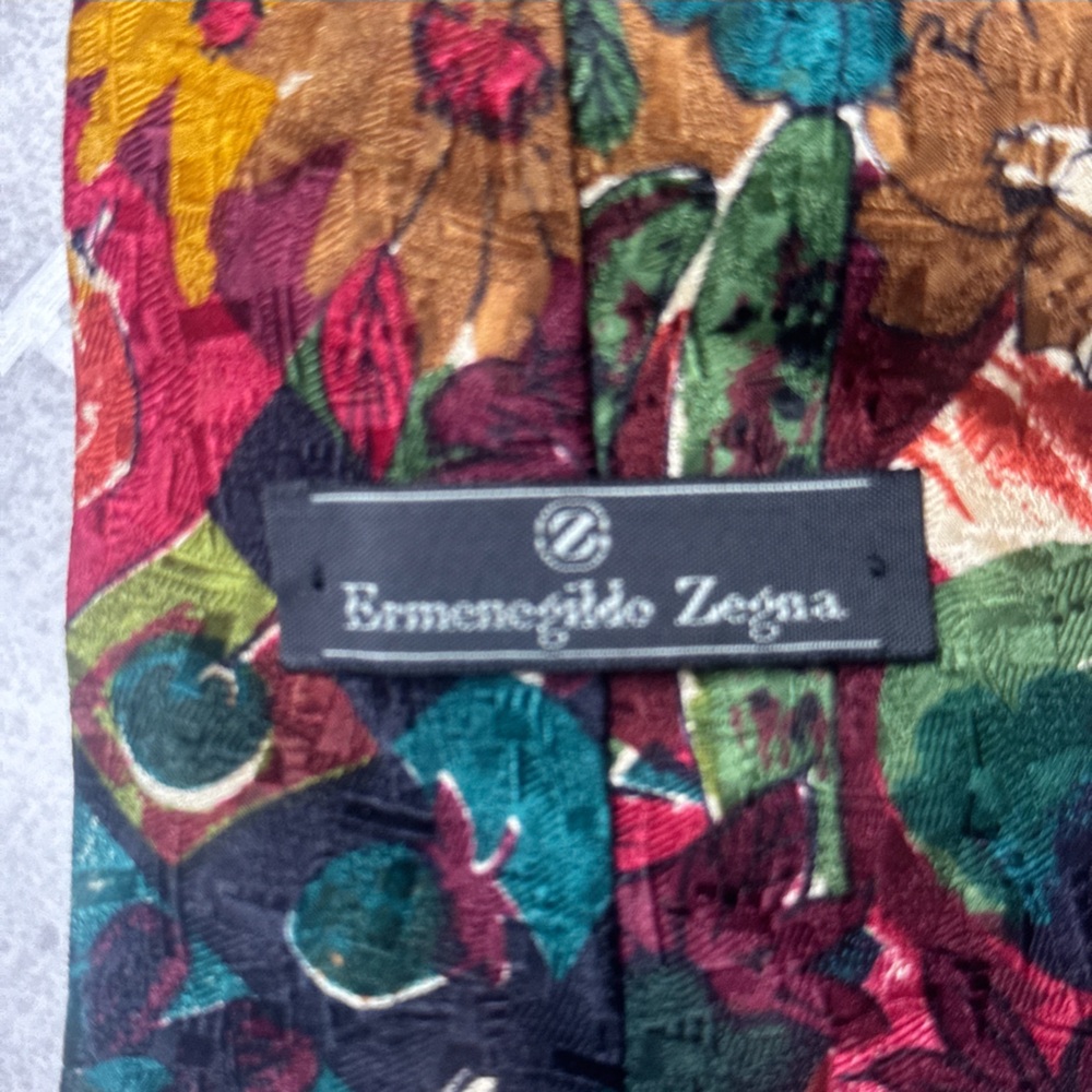 RARE vintage Ermenegildo Zegna Red and Yellow Floral Tie
